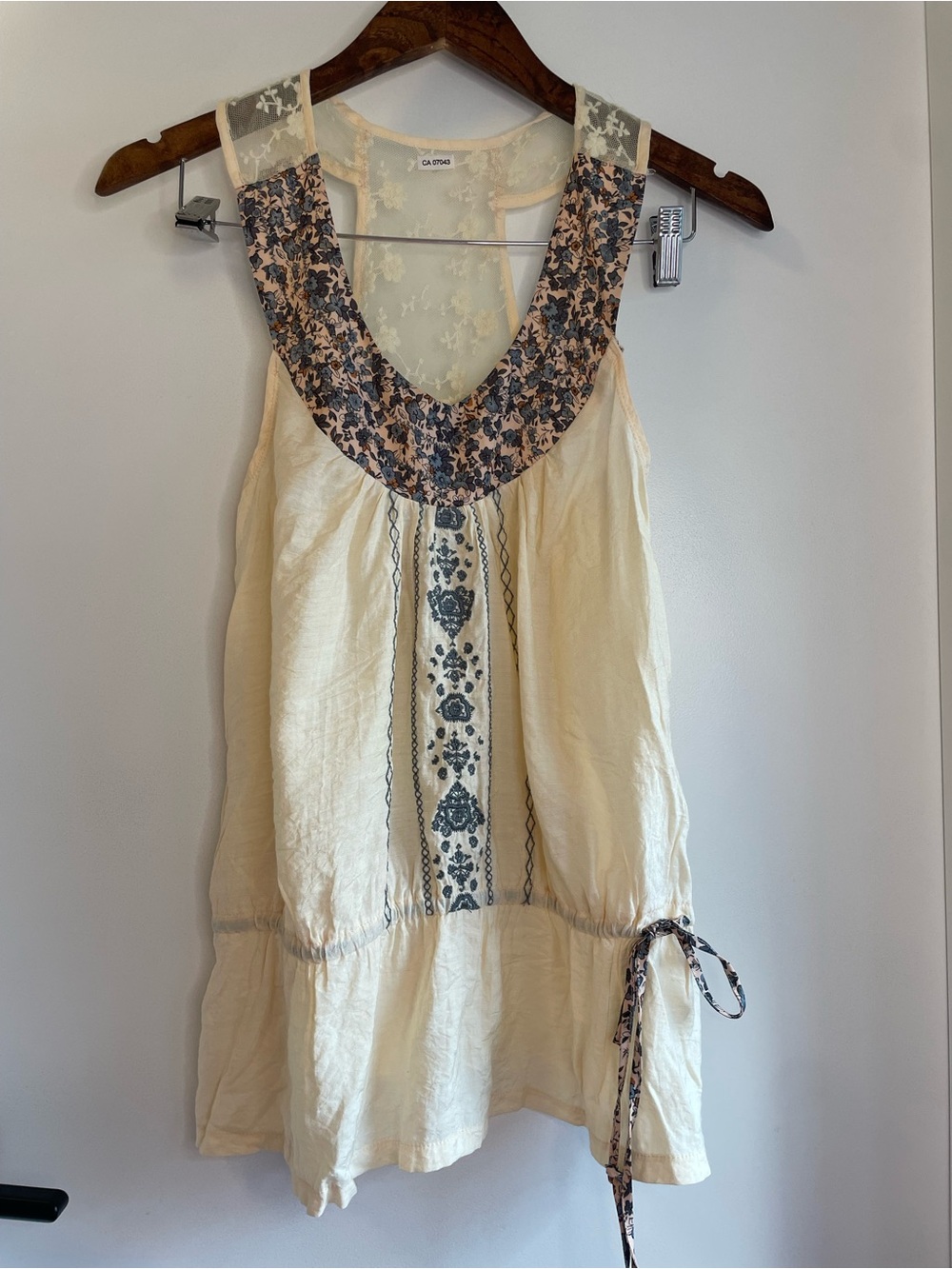 Boho Lace-Back Cream Embroidered cotton Tank Top size S